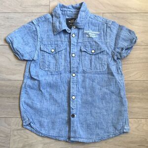 H&M Boys Button Up Shirt Ages 6-7 from a smoke free home.